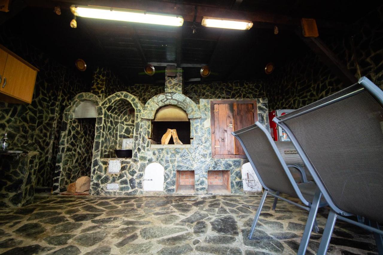 Willa Casa Avram Râmnicu Vâlcea Zewnętrze zdjęcie