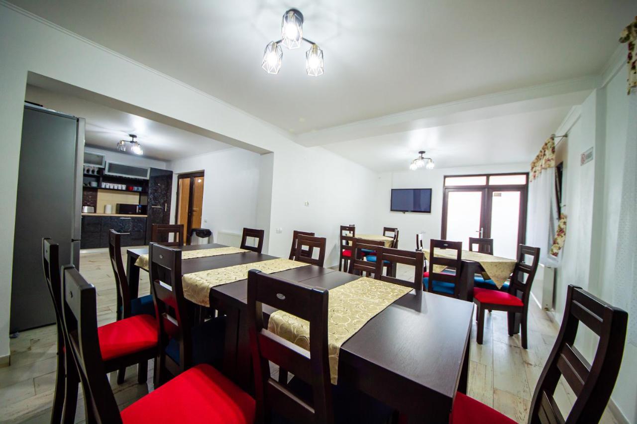Willa Casa Avram Râmnicu Vâlcea Zewnętrze zdjęcie