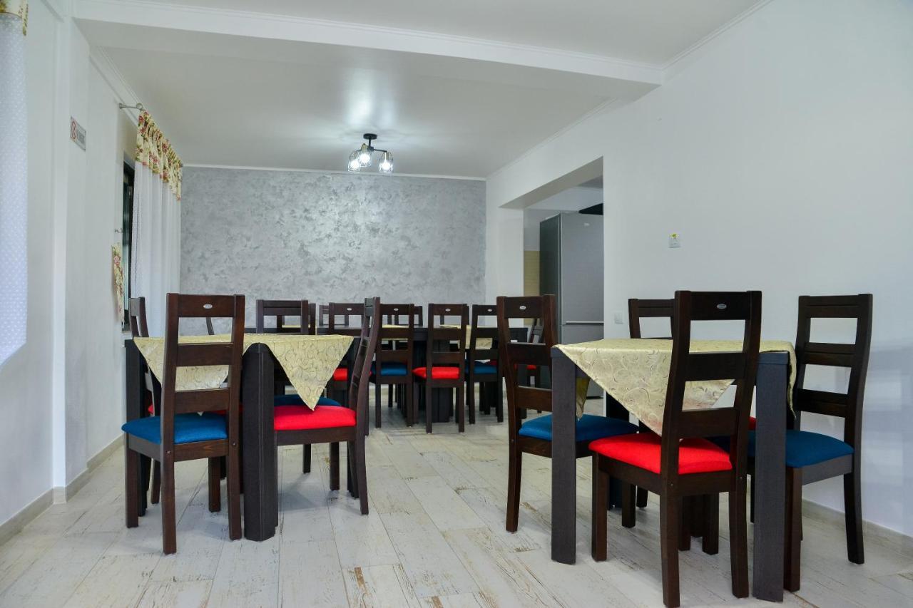 Willa Casa Avram Râmnicu Vâlcea Zewnętrze zdjęcie