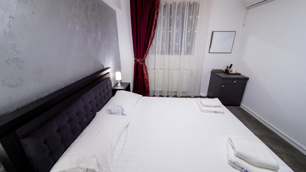 Willa Casa Avram Râmnicu Vâlcea Zewnętrze zdjęcie