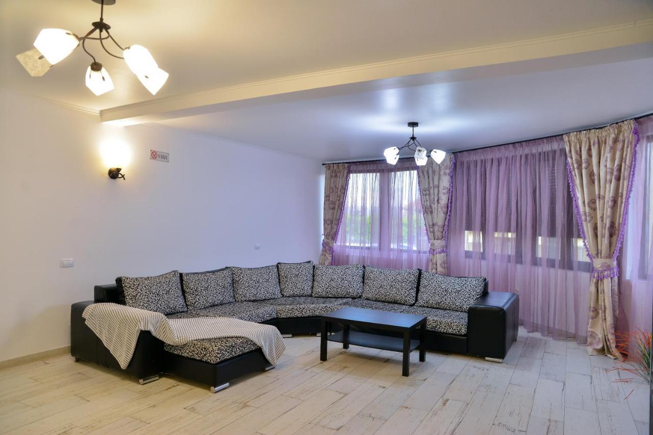 Willa Casa Avram Râmnicu Vâlcea Zewnętrze zdjęcie